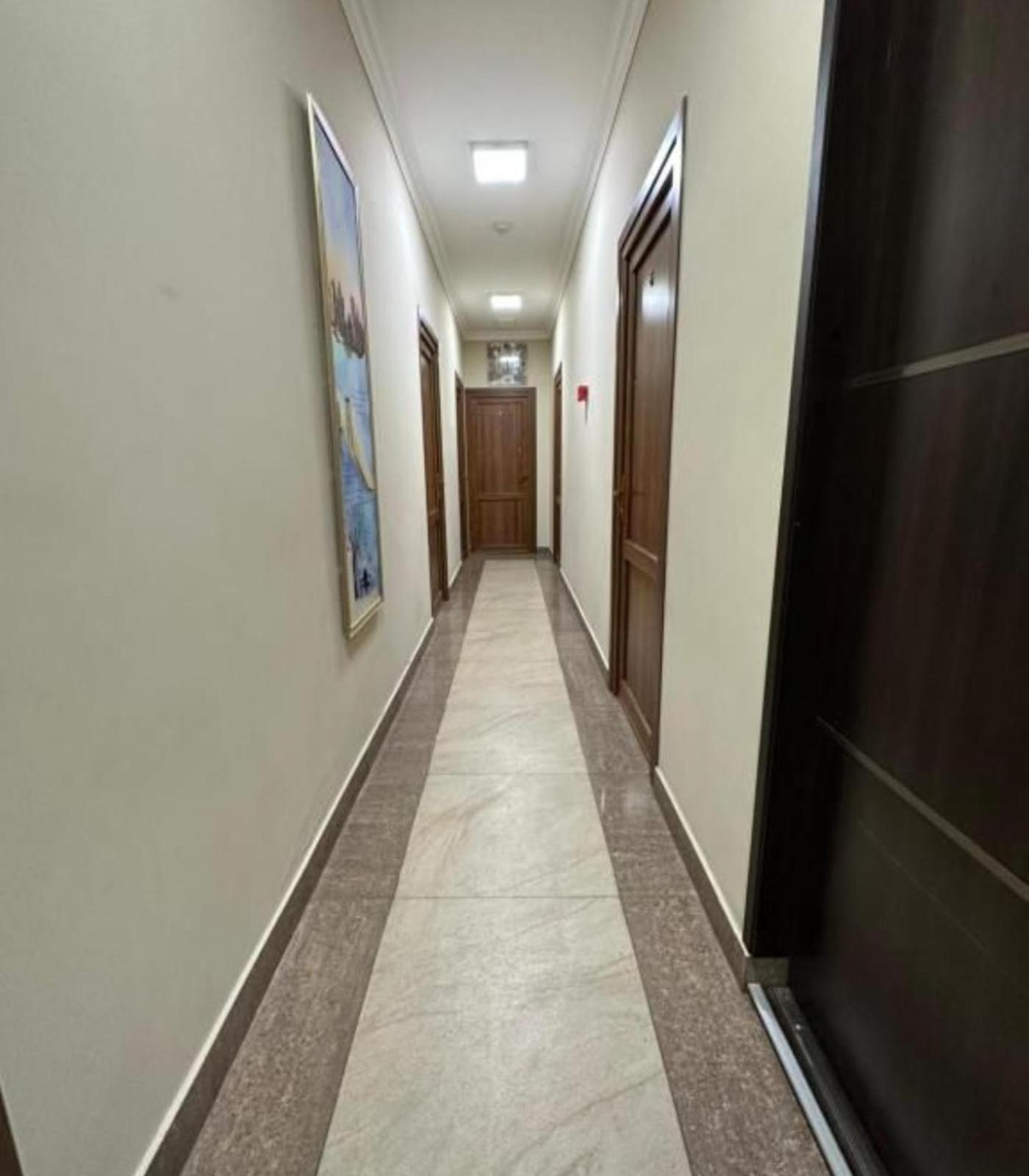 Hotel California Boutique Yerevan Bagian luar foto