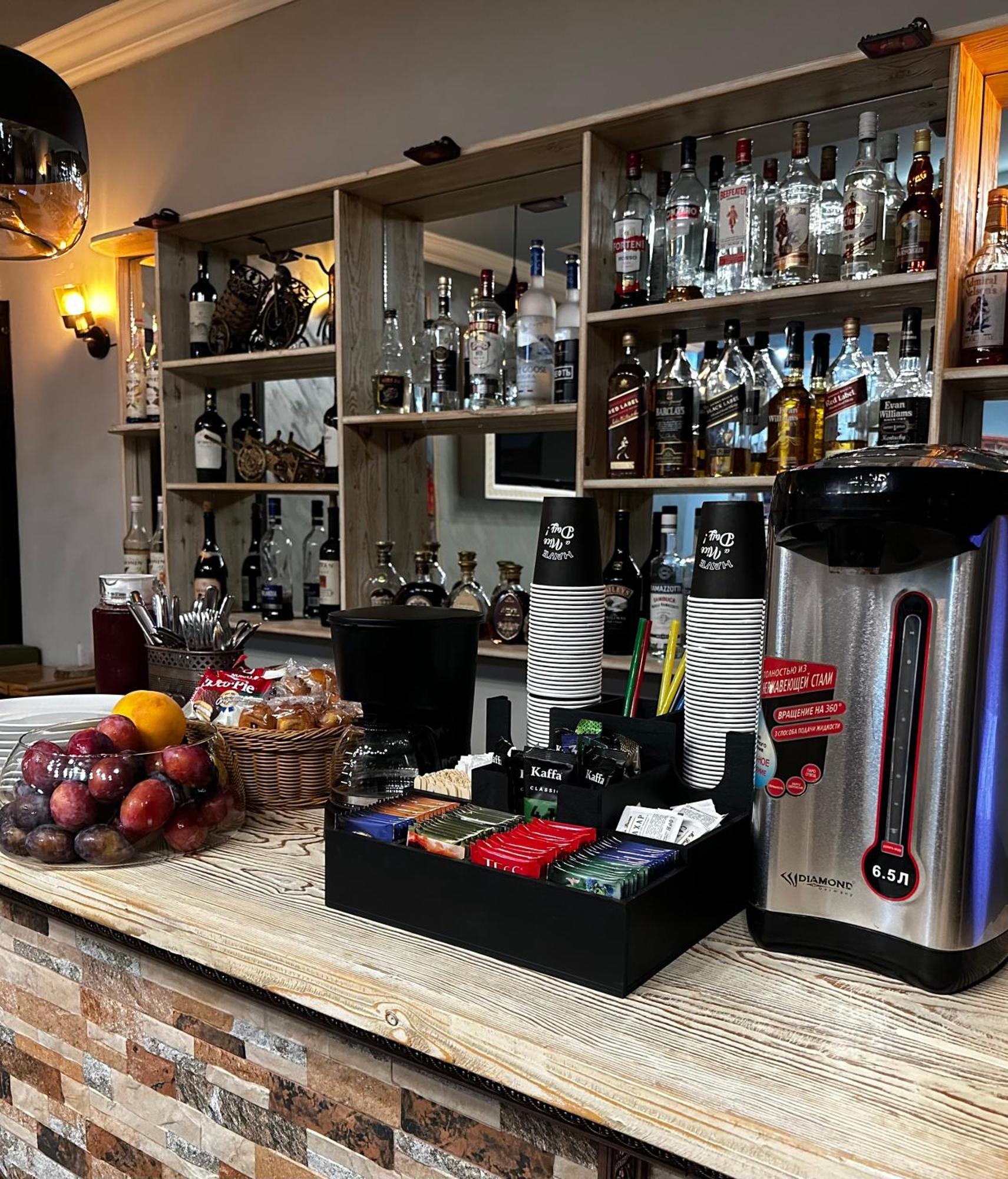 Hotel California Boutique Yerevan Bagian luar foto